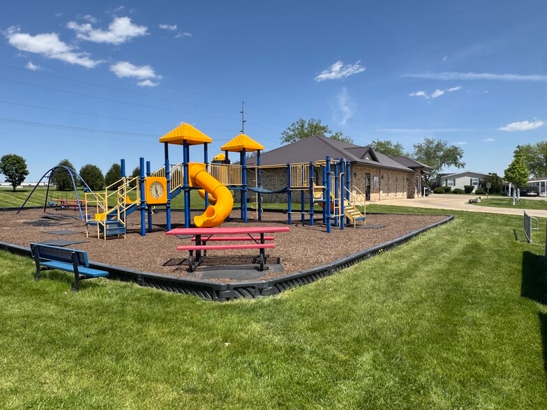 More Photos Of , Cedar Rapids Multifamily For Sale
