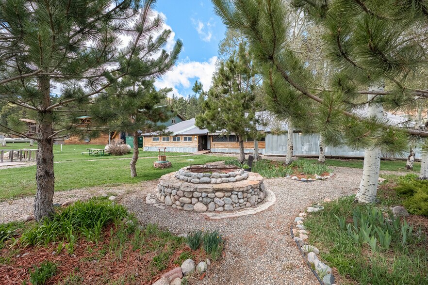 More Photos Of 17460 County Road 501, Bayfield Restaurant For Lease