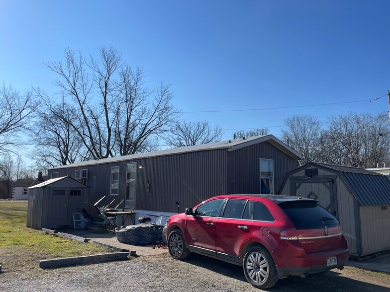 More Photos Of 2902 Clay St, De Soto Manufactured Housing Mobile Home Park For Sale