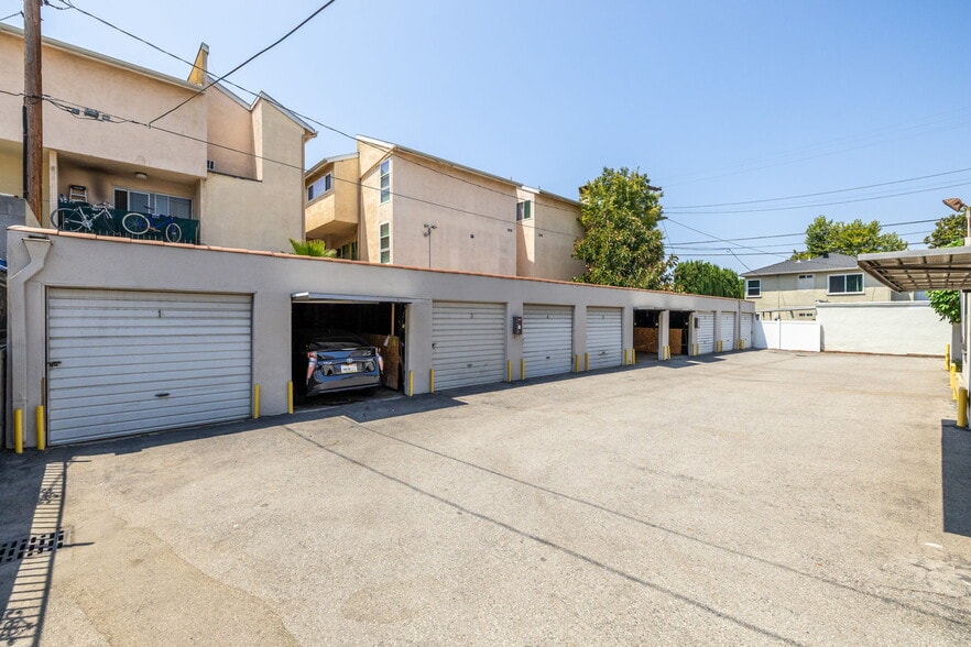 More Photos Of 1458 E Wilson Ave, Glendale Apartments For Sale