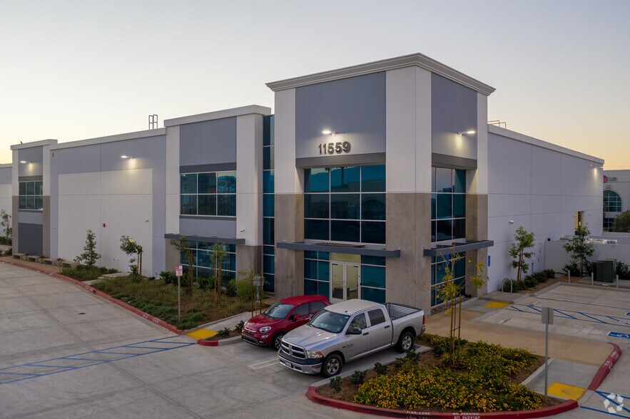 More Photos Of 11559 Foothill Blvd, Rancho Cucamonga Warehouse For Sale