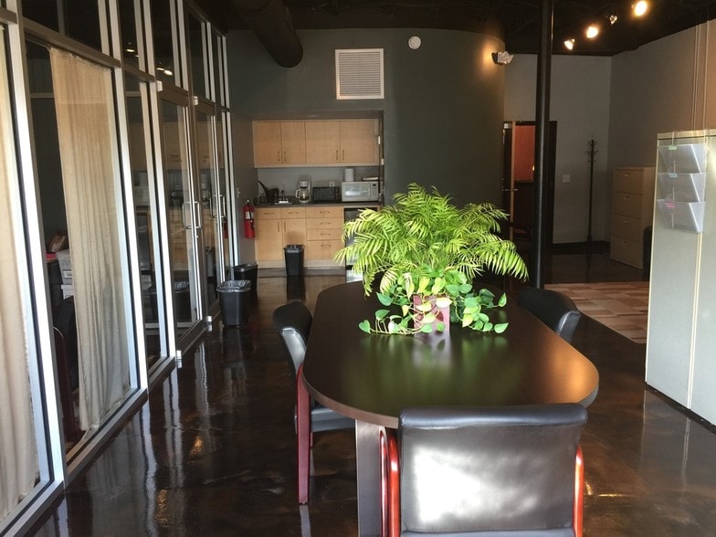 More Photos Of 392-394 Meeting St, Charleston Office For Sale
