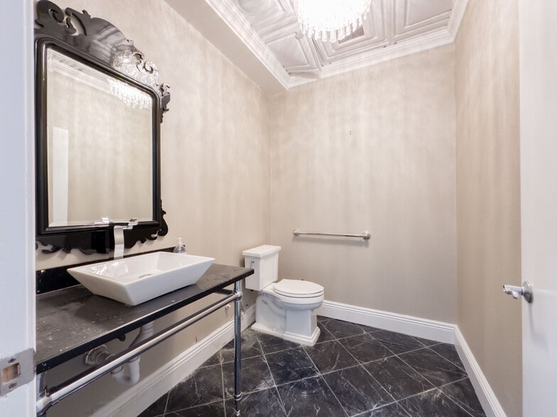 More Photos Of 110 E Ridgewood Ave, Paramus Medical For Sale