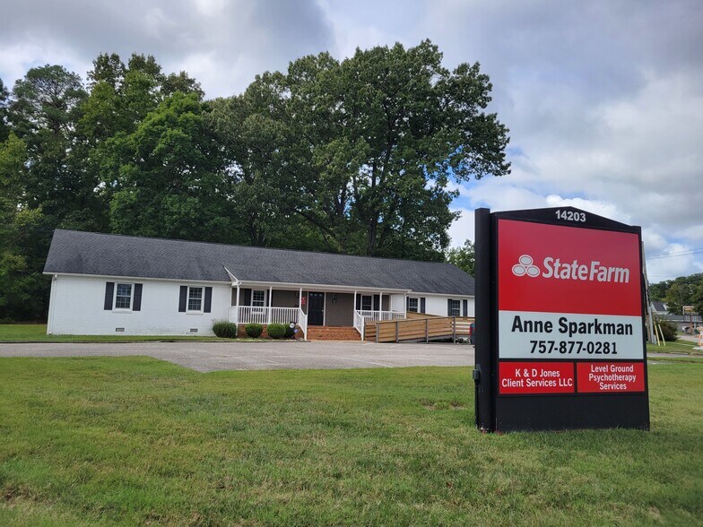 Primary Photo Of 14203 Old Courthouse Way, Newport News Office For Sale