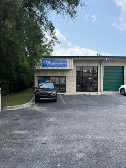 More Photos Of 6973 Highway Ave, Jacksonville Light Distribution For Lease