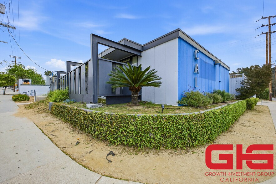 More Photos Of 7330 N Figueroa St, Los Angeles Office For Sale