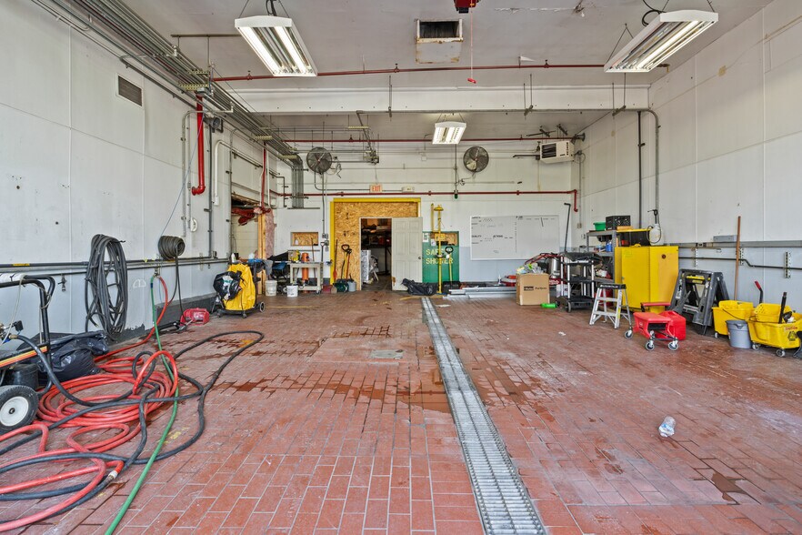 More Photos Of 69 Seneca Ave, Rochester Warehouse For Sale