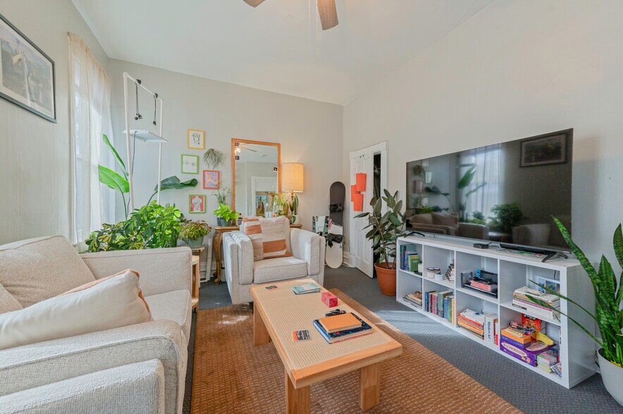 More Photos Of 504 Breckenridge St, Helena Apartments For Sale