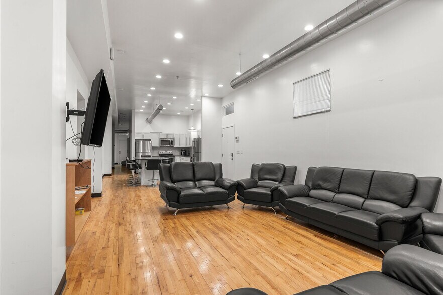 More Photos Of 123 Court St, Binghamton Apartments For Sale