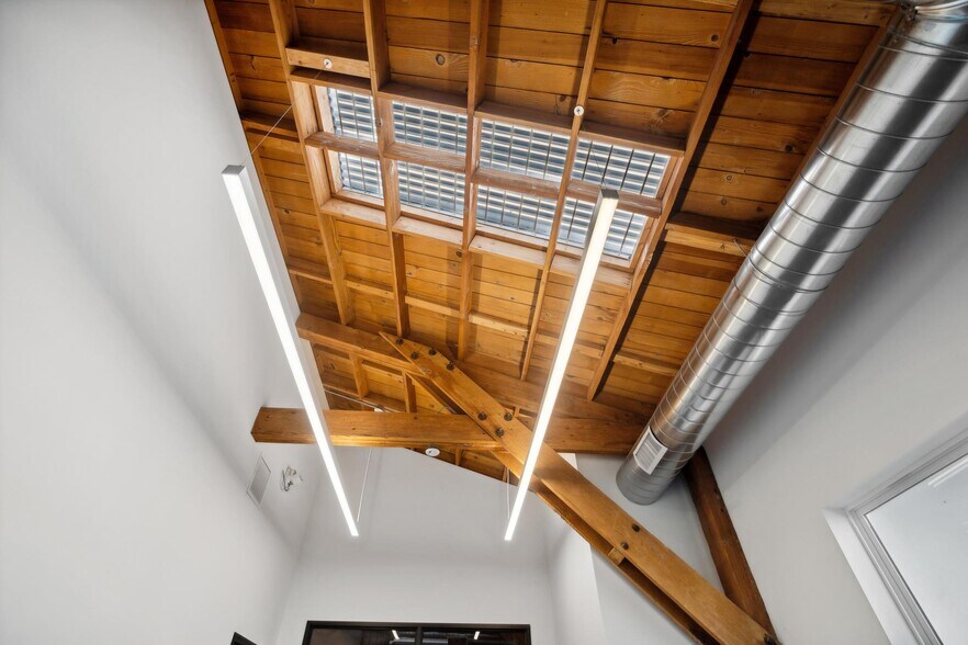 More Photos Of 1000 Calcot Pl, Oakland Warehouse For Sale
