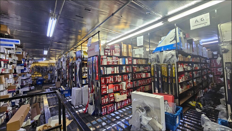 More Photos Of 7118 S Main St, Los Angeles Land For Sale