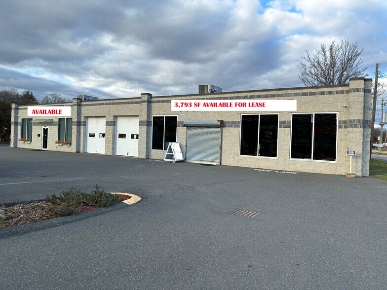 More Photos Of 1448 Riverdale St, West Springfield General Retail For Lease