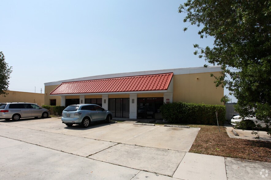 More Photos Of 2075 N Powerline Rd, Pompano Beach Unknown For Lease