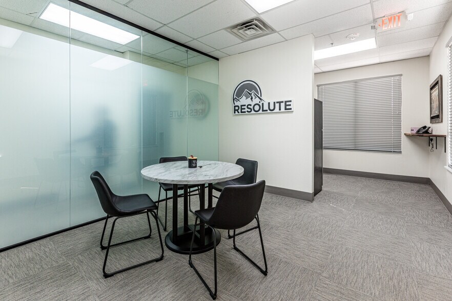 More Photos Of 6546 N Landmark Dr, Park City Office For Lease