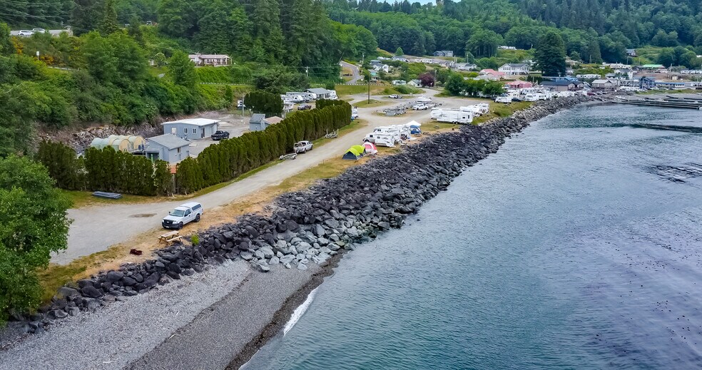 More Photos Of 444 Front St, Sekiu Hotel For Sale