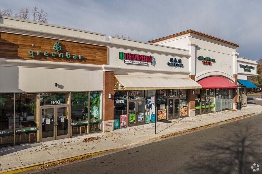 More Photos Of 1 Swan Creek Rd, Fort Washington Unknown For Lease