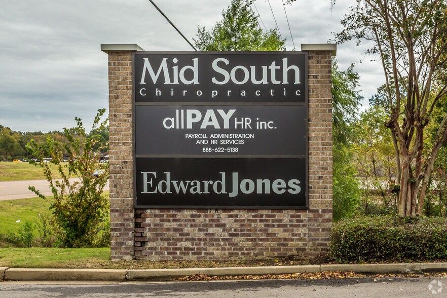 More Photos Of 6253 Goodman Rd, Olive Branch Office For Lease