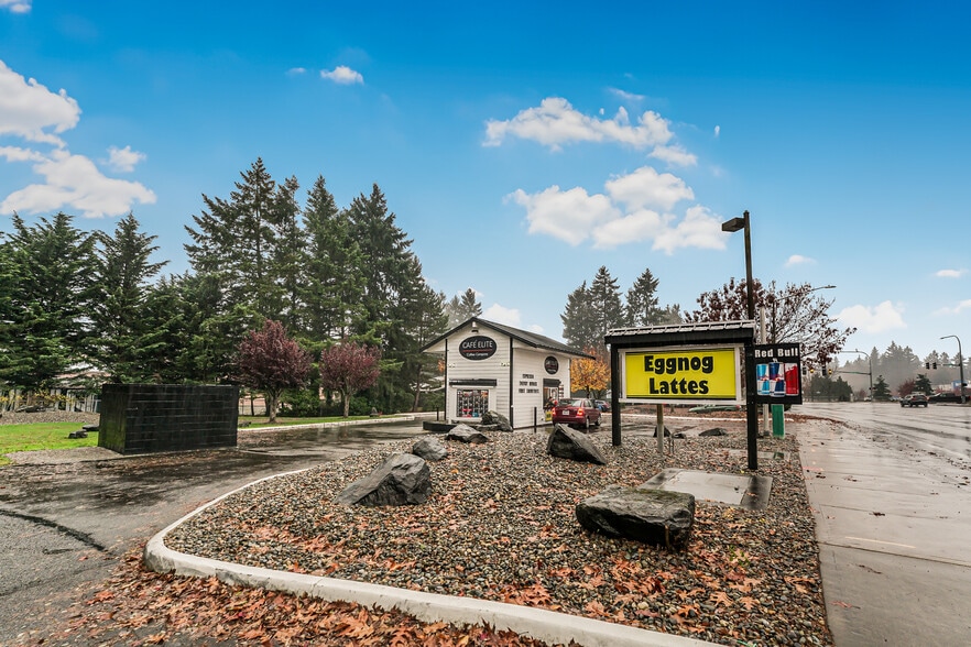 More Photos Of 7214 Bridgeport Way W, Lakewood Freestanding For Sale