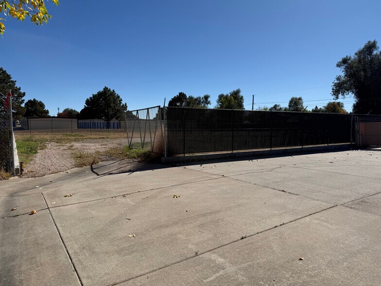 More Photos Of 727 Carson blvd, Fountain Land For Lease