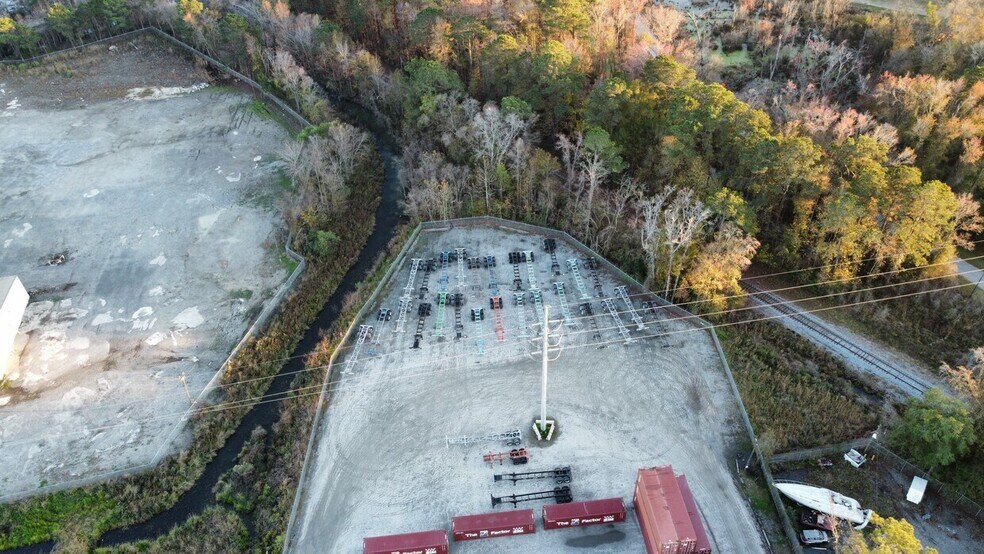 More Photos Of 420 Telfair Road, Garden City Land For Lease