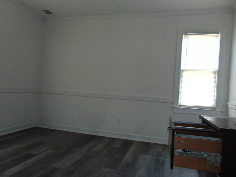 More Photos Of 2897 Mountain Industrial Blvd, Tucker Medical For Sale