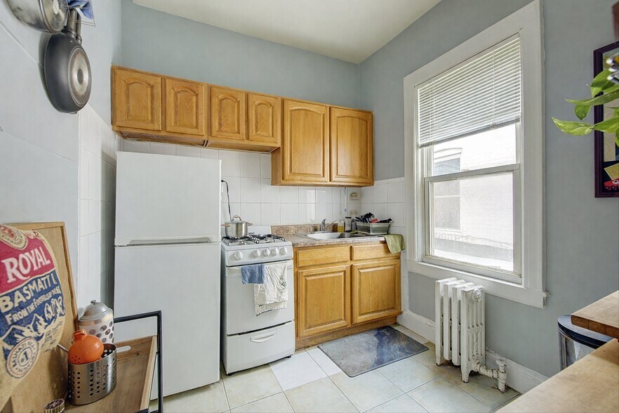 More Photos Of , Astoria Multifamily For Sale
