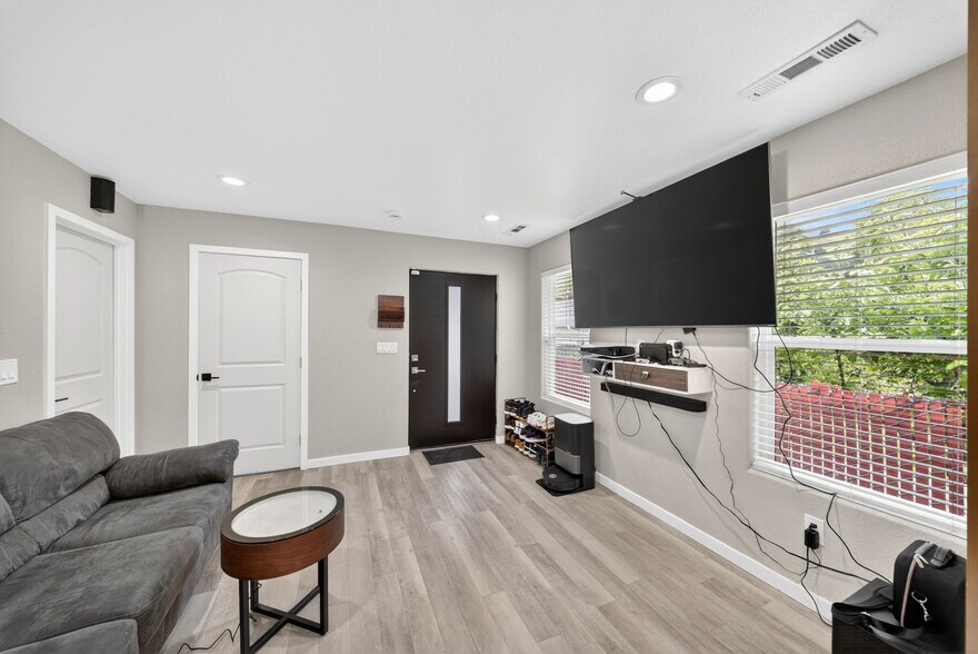 More Photos Of 919 Old Canyon Rd, Fremont Multifamily For Sale