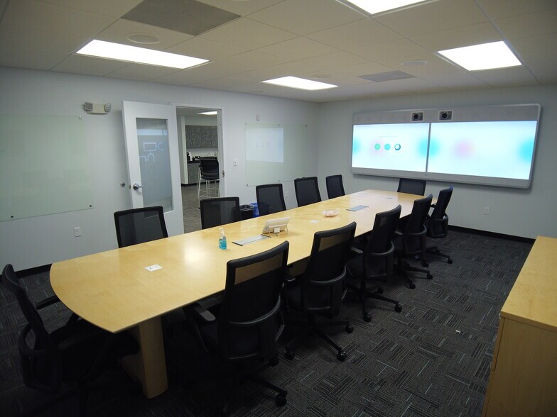 More Photos Of 124 Marriott Dr, Tallahassee Office For Lease