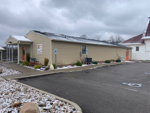 More Photos Of 4800 Massillon Rd, North Canton Sports And Entertainment For Sale