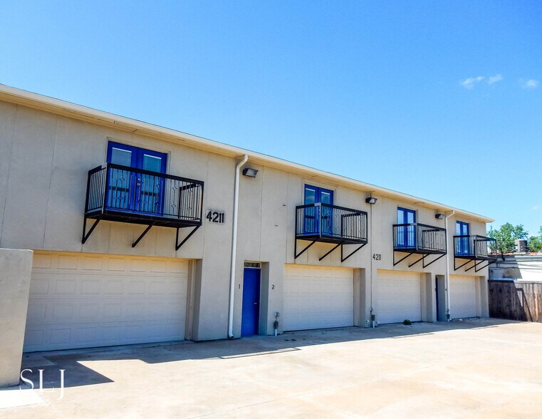 More Photos Of 4211 Gaston Ave, Dallas Land For Lease