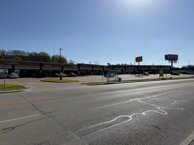 More Photos Of 1201 Woodhaven Blvd, Fort Worth Storefront For Lease