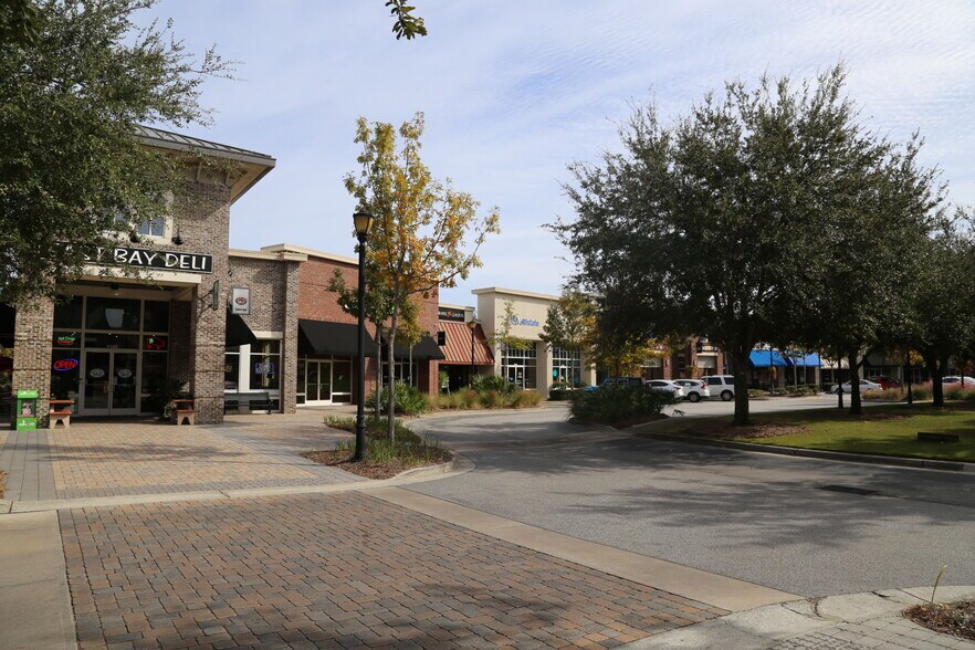 More Photos Of 3075 Proprietors Pl, Mount Pleasant Unknown For Lease