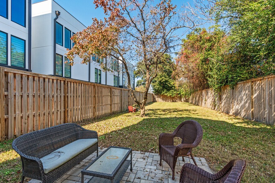 More Photos Of 305 Harnett St, Wilmington Multifamily For Sale