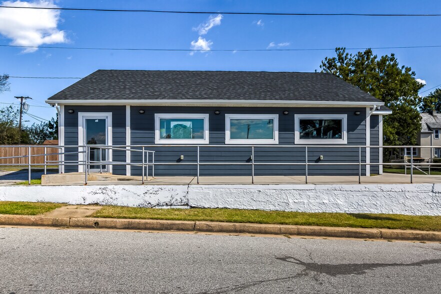 Primary Photo Of 6500 Saint Helena Ave, Dundalk Office For Sale