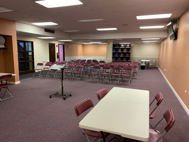 More Photos Of 25 E 16th St, Chicago Heights Loft Creative Space For Sale