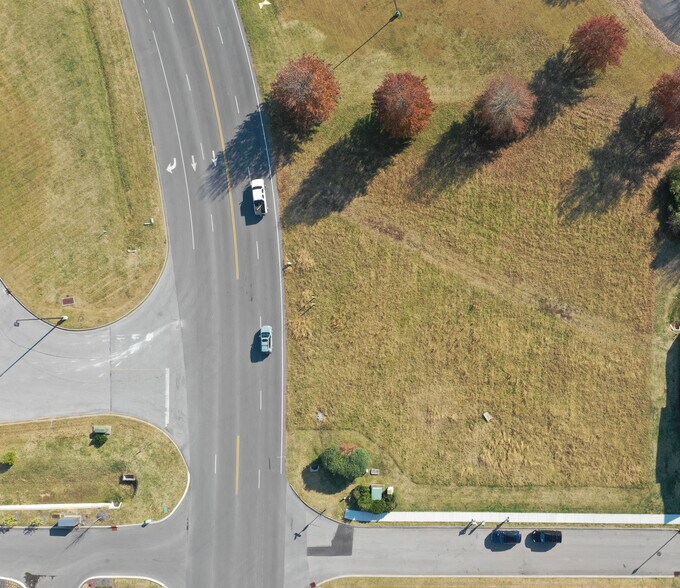 More Photos Of 0 Stephen P Yokich Parkway, Spring Hill Land For Lease