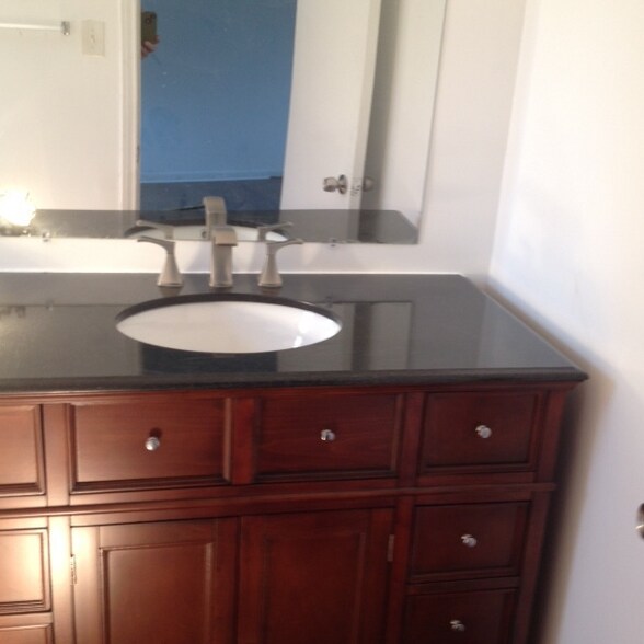 More Photos Of 26 Farrell St, Houston Apartments For Sale