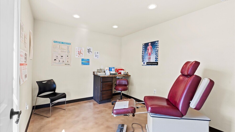 More Photos Of 9050 FM 78 Rd, Converse Medical For Sale