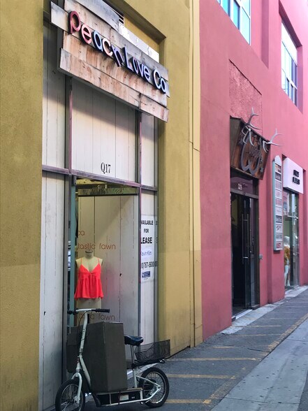 More Photos Of 1015 Crocker St, Los Angeles General Retail For Sale