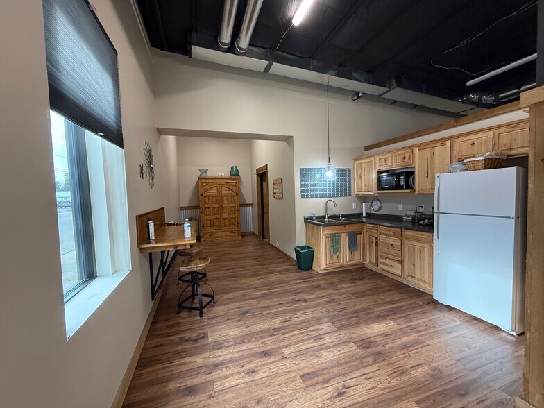 More Photos Of 123 S Cleveland Ave, Loveland Office For Sale