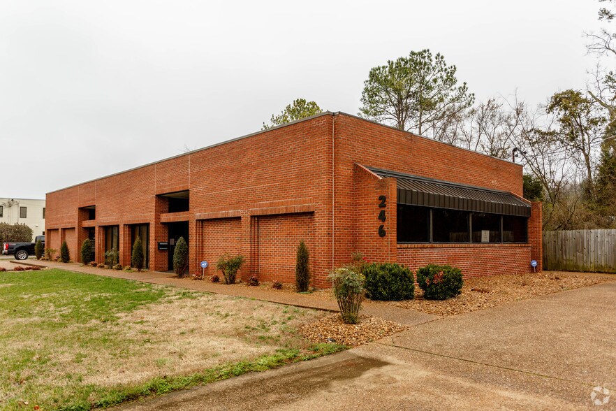 Primary Photo Of 246 Wilson Pike Cir, Brentwood Office For Lease
