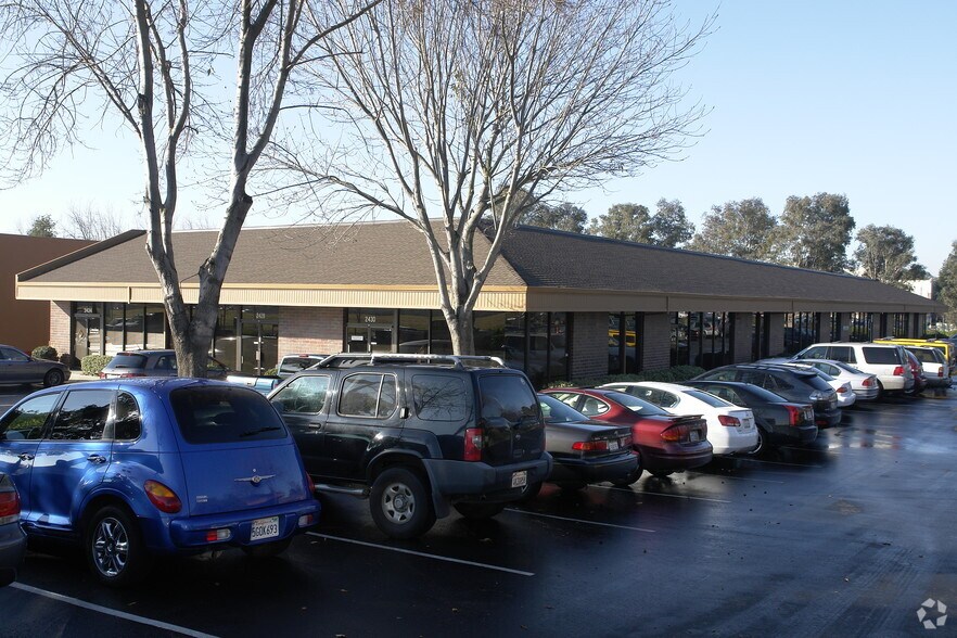 More Photos Of 2478 Armstrong St, Livermore Light Distribution For Lease