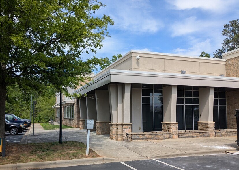 More Photos Of 15009 Lancaster Hwy, Charlotte Office For Lease