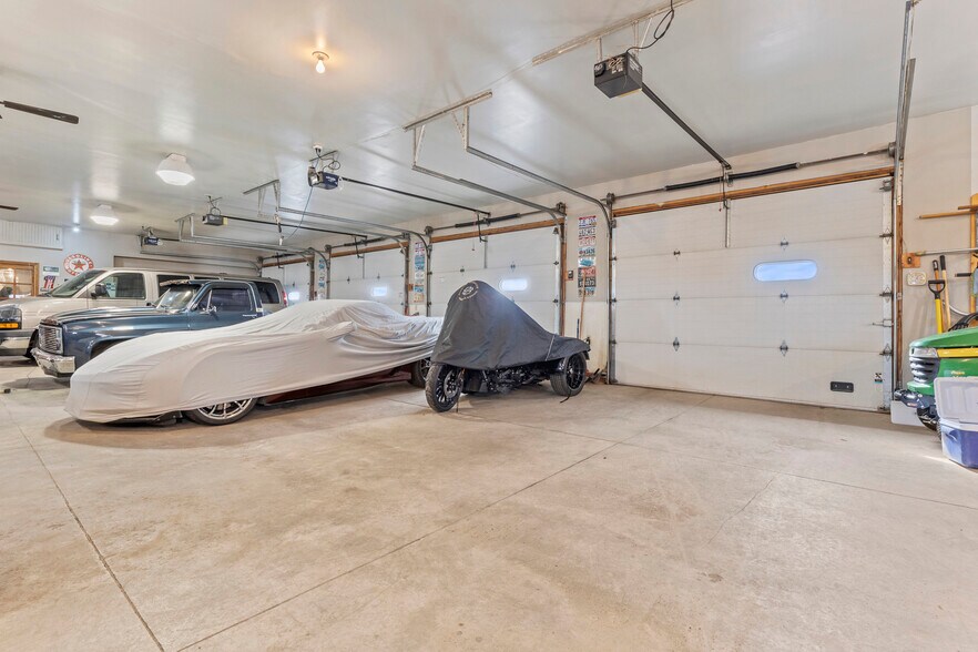 More Photos Of 5642 Bob Ln, Black Hawk Service For Sale