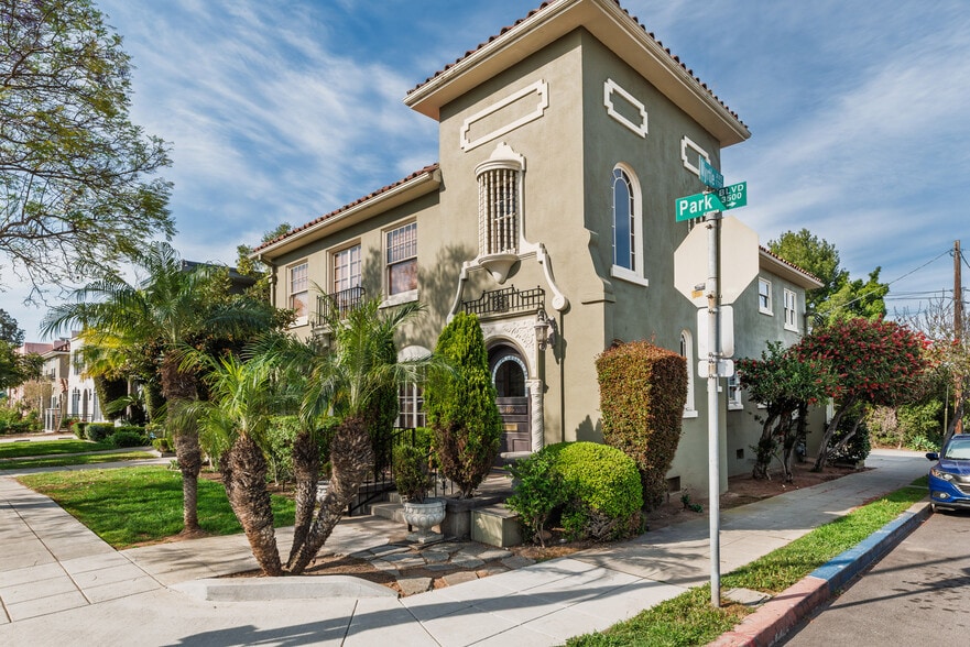 Primary Photo Of 3446 Park Blvd, San Diego Medical For Sale