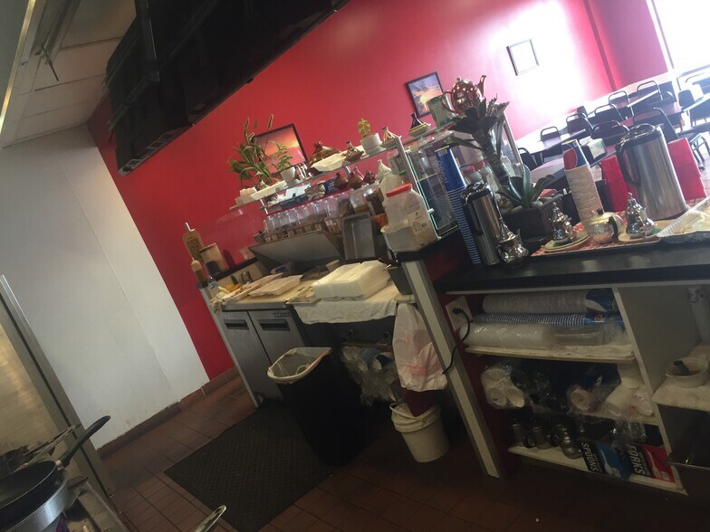 More Photos Of 5050 S 13th Ave, Fargo Freestanding For Lease