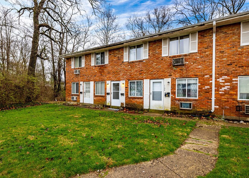 More Photos Of 1124 Case Ct, Miamisburg Apartments For Sale