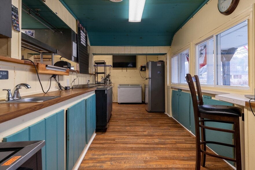 More Photos Of 266 County Route 7, Nassau Restaurant For Sale