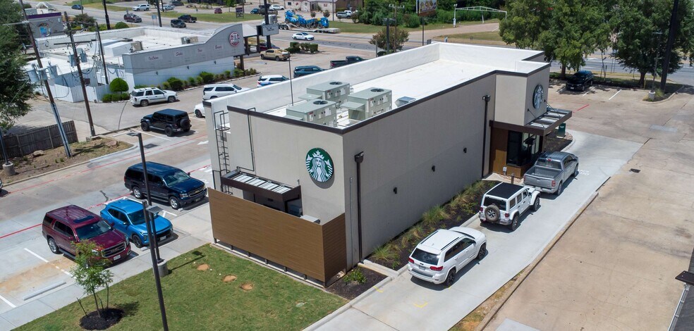 More Photos Of 3000 E Main St, Madisonville General Retail For Sale