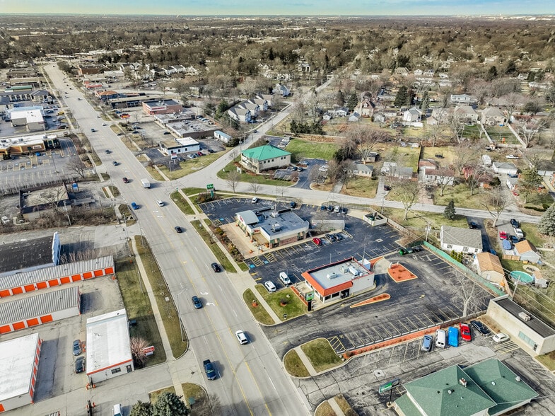 More Photos Of 1015 E Ogden Ave, Naperville Fast Food For Sale